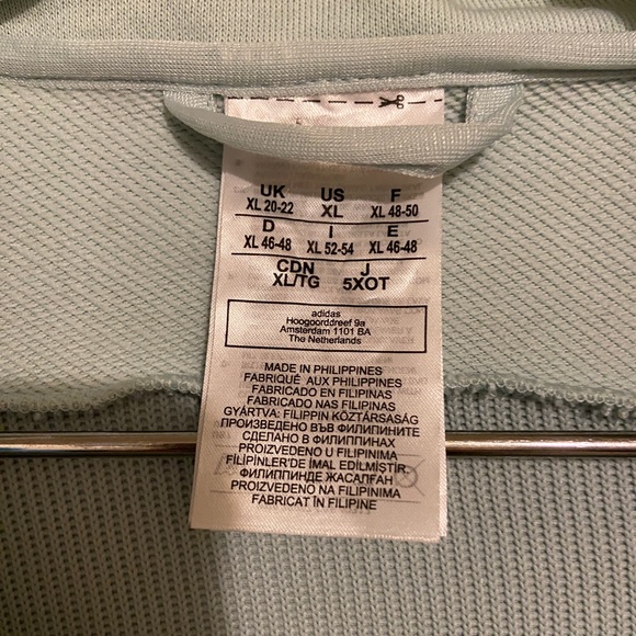 X-Large - Picture 2 of 3